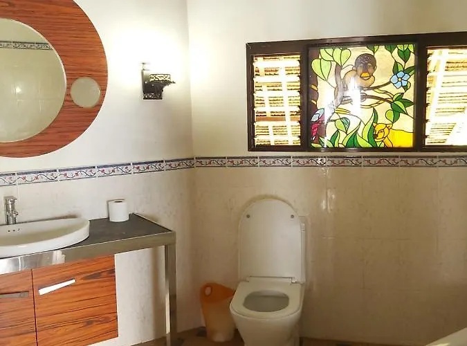Gjestgiverier 1-Bed And Living Room Set Treehouse Living Homestay *